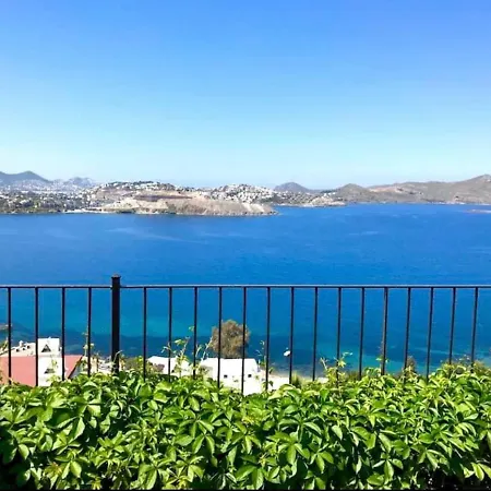 Breathtaking Sea View With A Peaceful Garden Апартаменты *