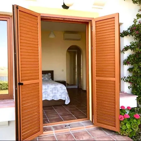 Breathtaking Sea View With A Peaceful Garden Апартаменты Бодрум